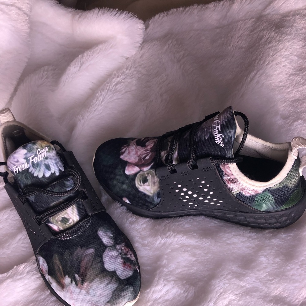 New Balance shoes,very comfortable size 6